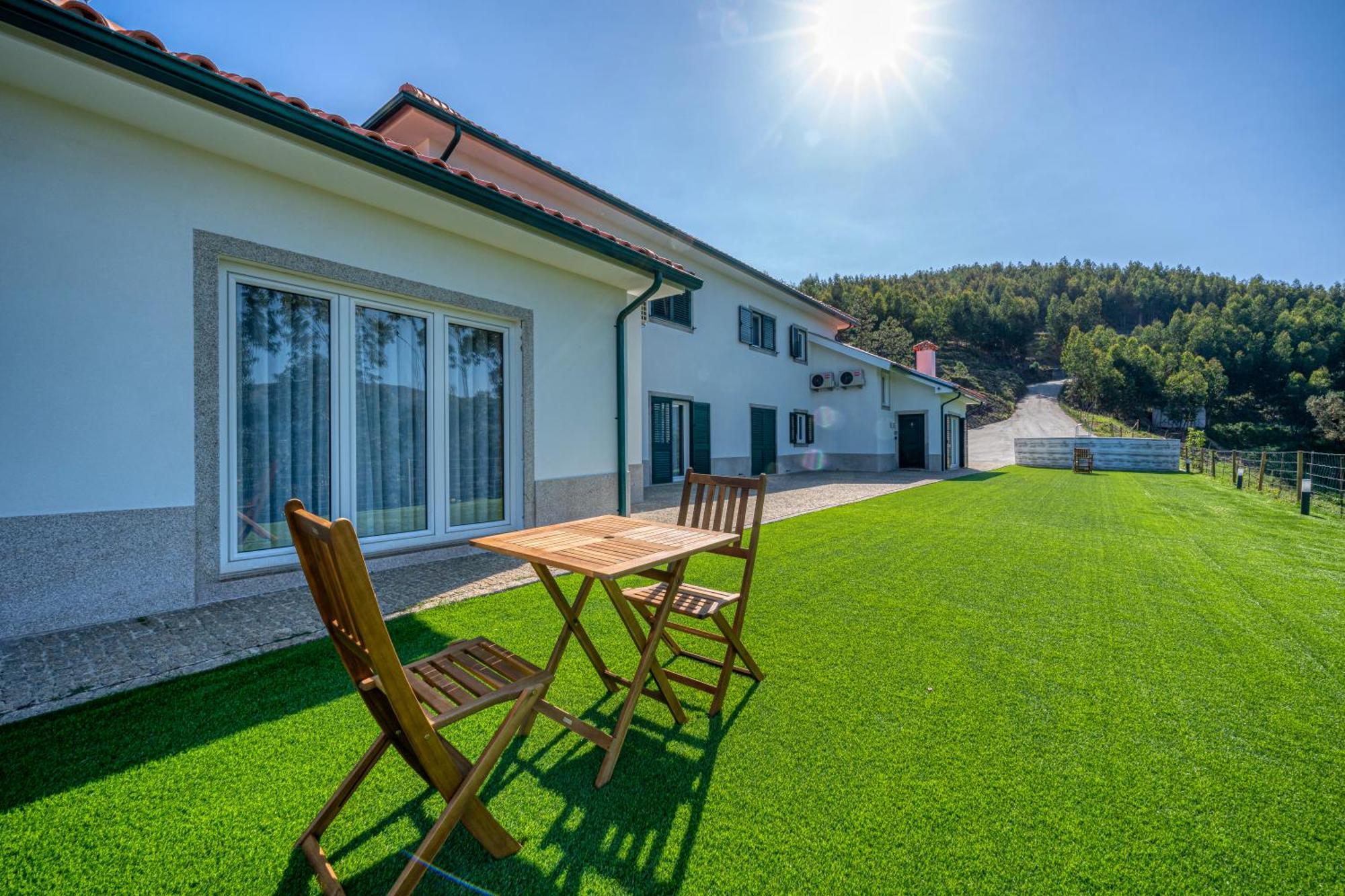 Central Suites Arouca Exterior foto