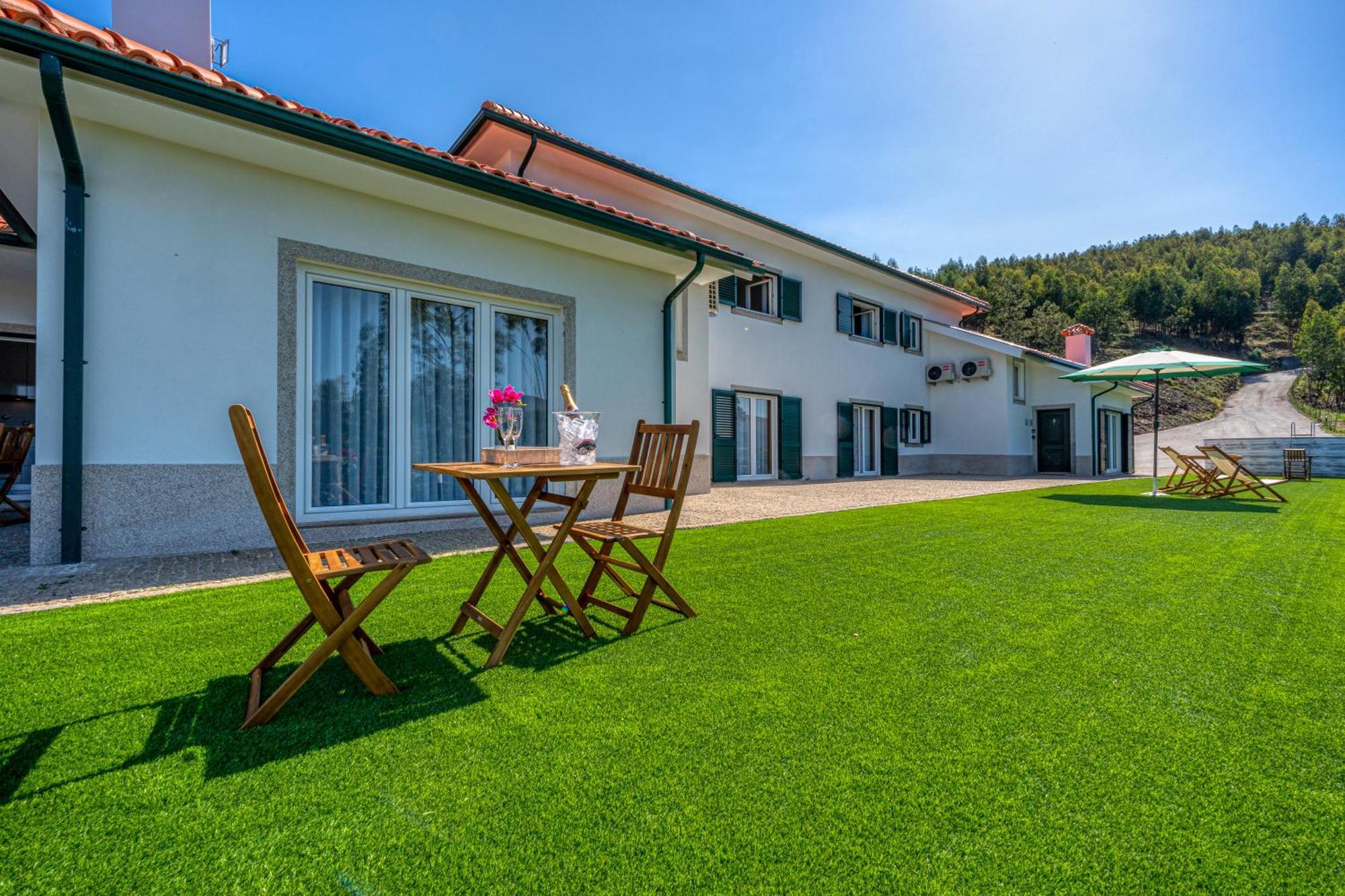 Central Suites Arouca Exterior foto